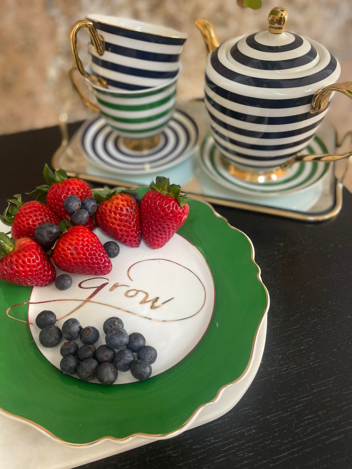 Green ‘Grow’ Side Plate